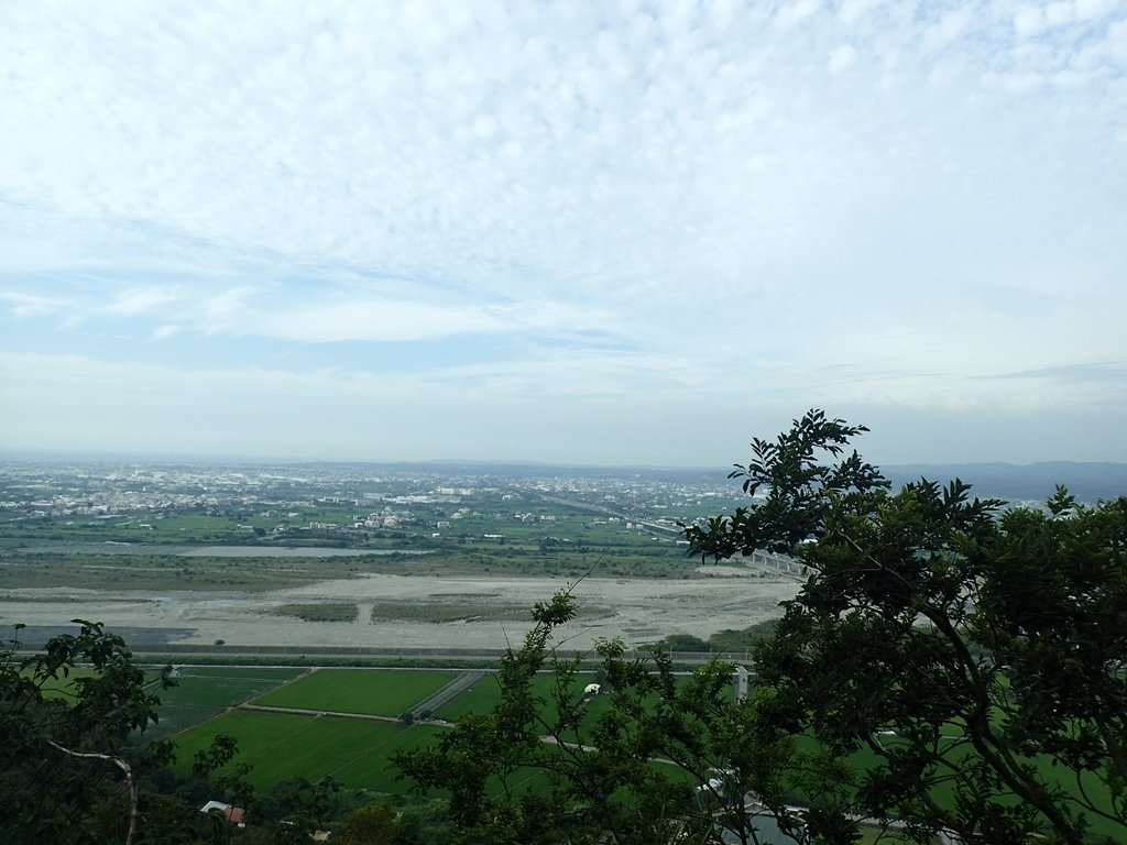 P4272202.JPG - 小百岳之---  大甲  鐵砧山