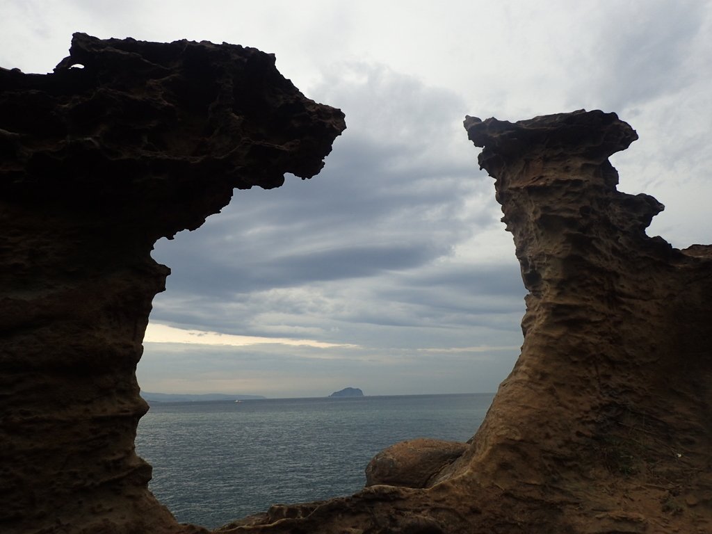 P6221045.JPG - 瑞芳  哩咾海岸  奇岩之美