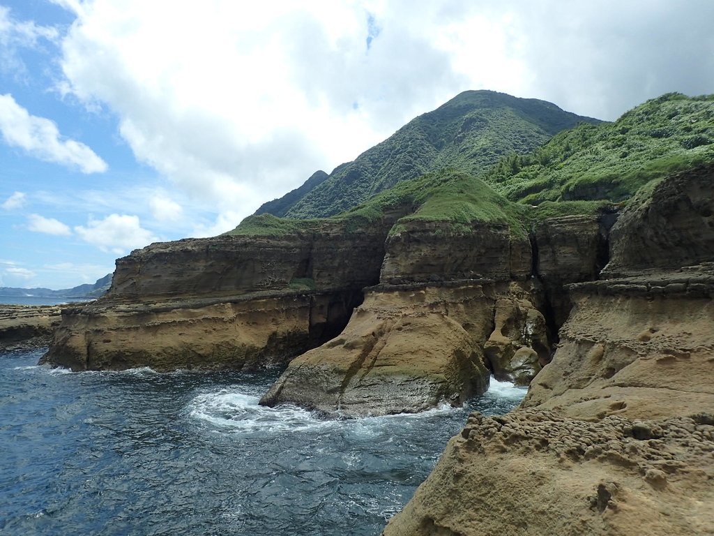 P8317648.JPG - 瑞芳  金石園  海岸岩石之美