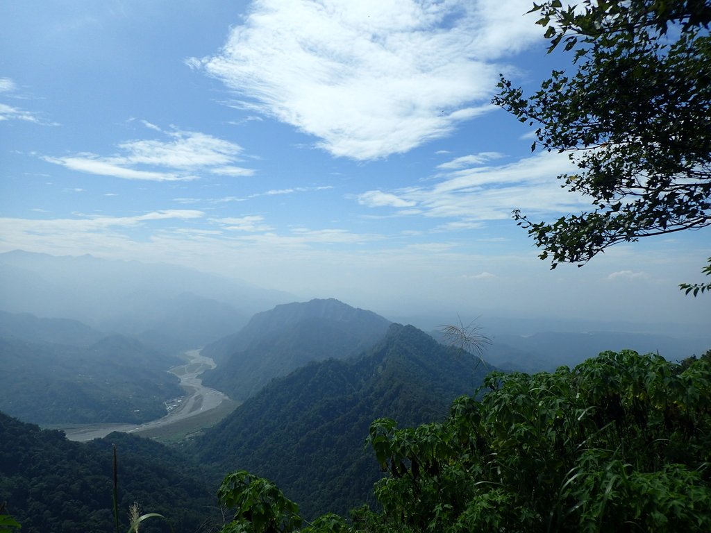 大湖  馬那邦山  (中)