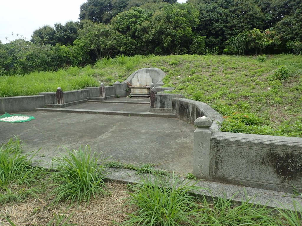 P4090378.JPG - 員林  東山  黃質直墓