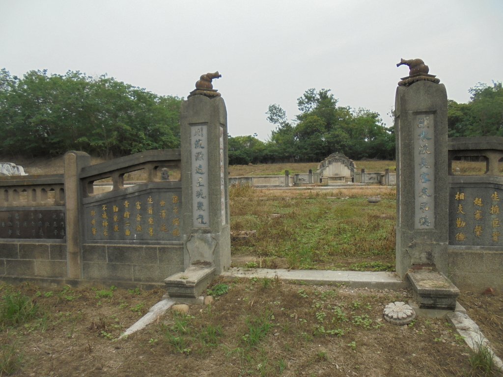 DSC03225.JPG - 大林  早知  陳媽謝孺人墓