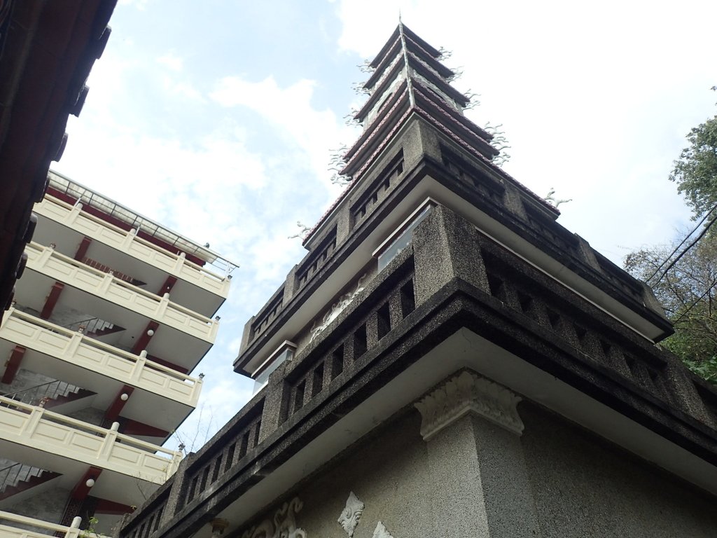 PA064517.JPG - 大湖  義民廟  昭忠祠