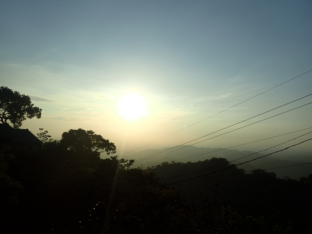 P2276024.JPG - 太平  酒桶山  暮色之美