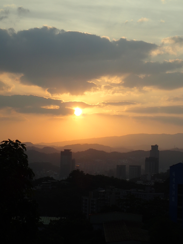 P9309286.JPG - 基隆  圓窗領夕照