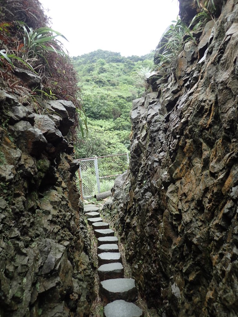 P3240550.JPG - 金瓜石之  內九份溪圳橋