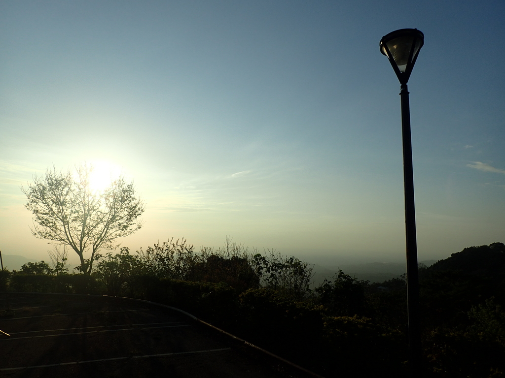 P2276021.JPG - 太平  酒桶山  暮色之美