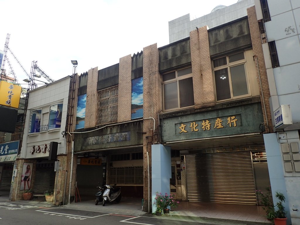 P4306383.JPG - 台中  街屋建築巡禮  02