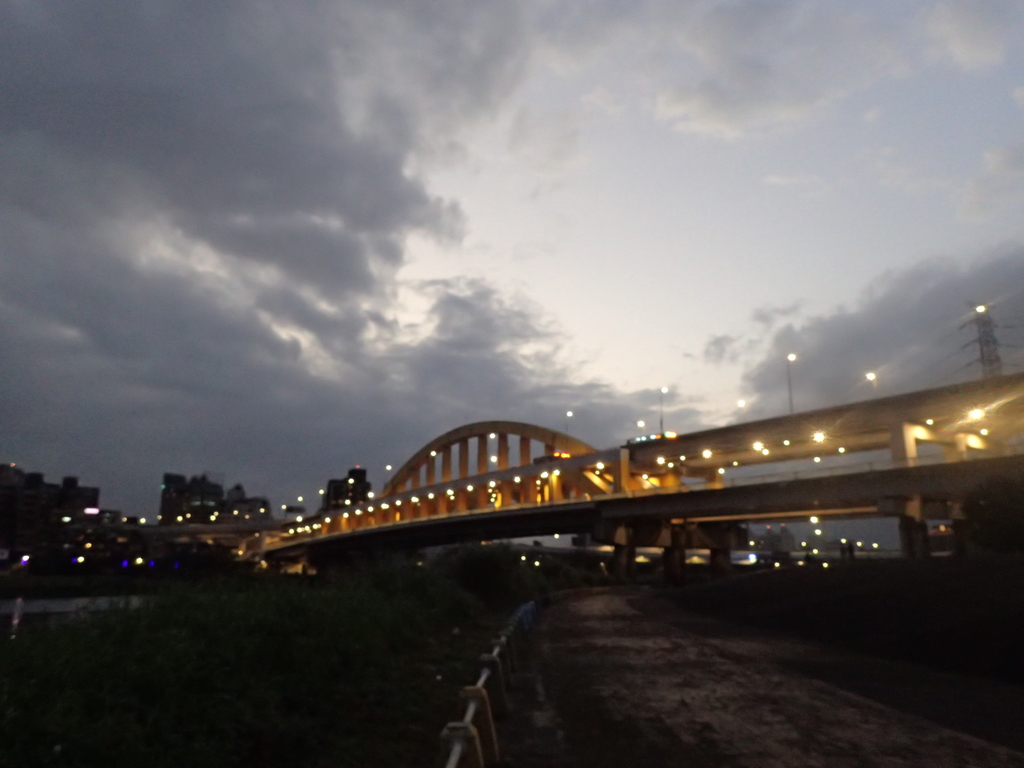 P1264281.JPG - 松山  麥帥二橋光影