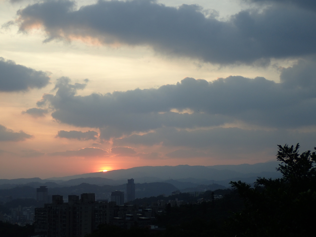 P9309311.JPG - 基隆  圓窗領夕照