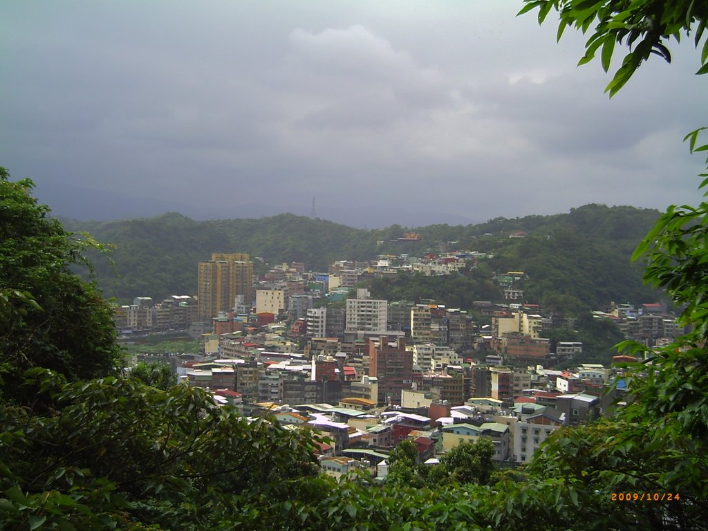 PICT0296.JPG - 基隆  飛鳳山  仙洞隧道