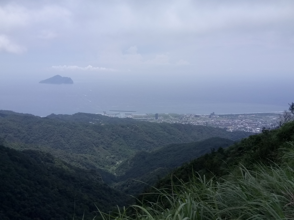 DSC_4631.JPG - 登  頭城  鶯子嶺山  (未竟)