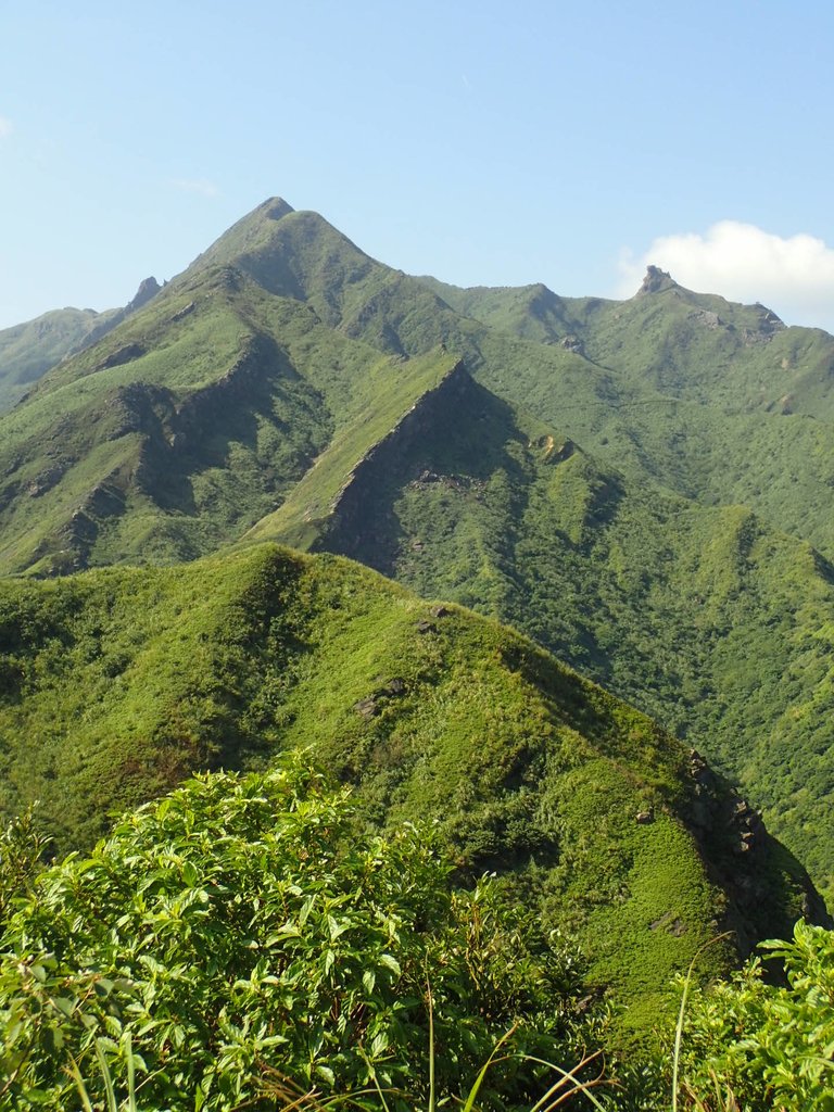 PA104816.JPG - 秋晴  南子吝山  登龍尾坪