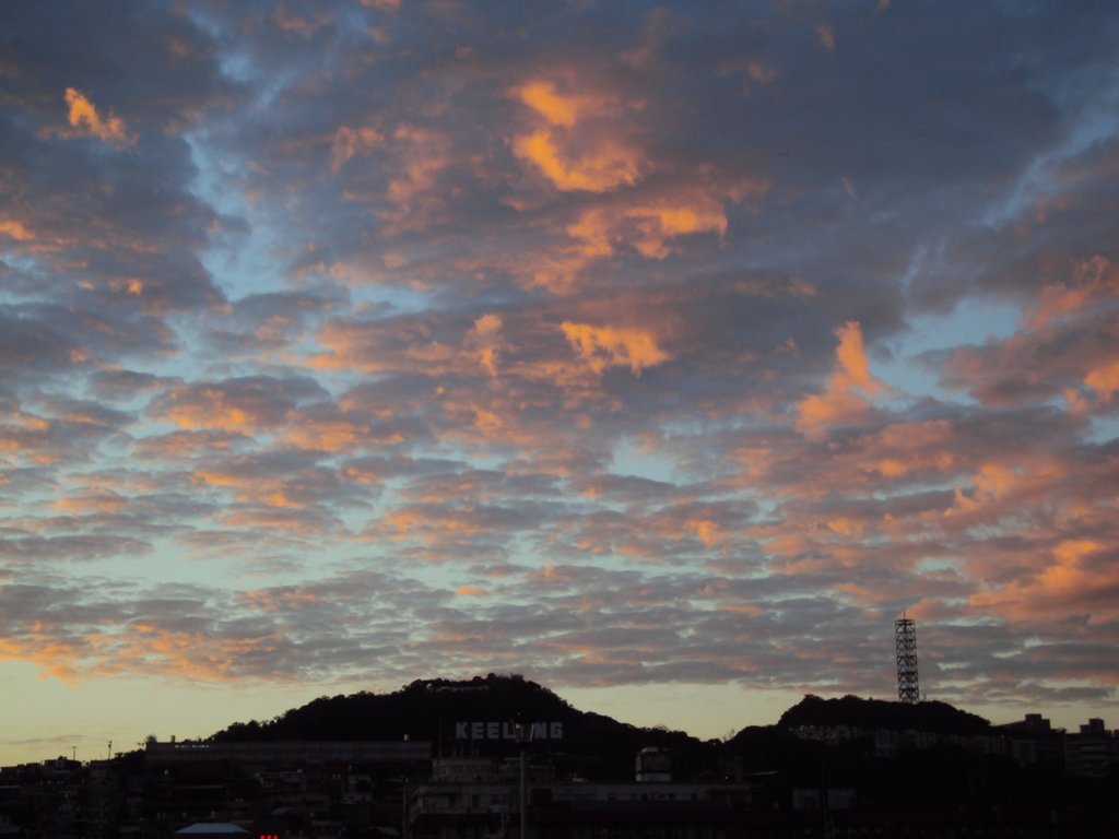 DSC02841.JPG - 基隆港之  火燒雲