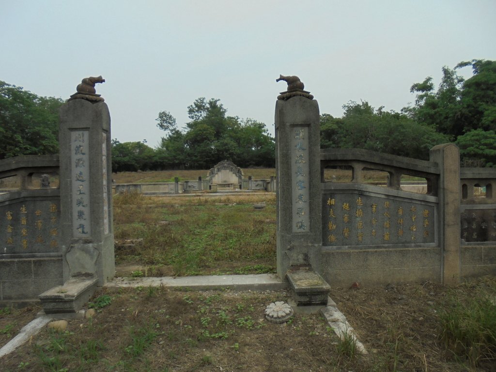 DSC03224.JPG - 大林  早知  陳媽謝孺人墓