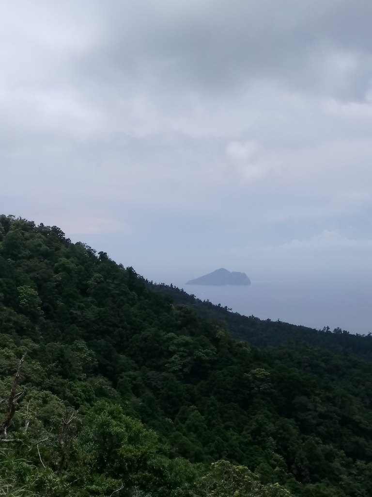 DSC_4662.JPG - 登  頭城  鶯子嶺山  (未竟)