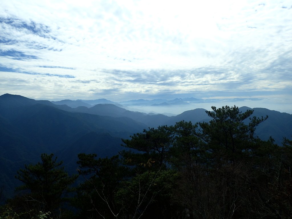 PC282636.JPG - 谷關七雄之  東卯山