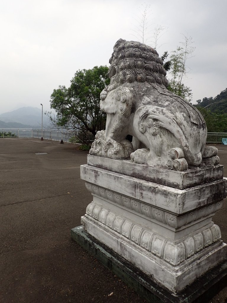 PA064641.JPG - 大湖  法雲禪寺  開拓紀念碑