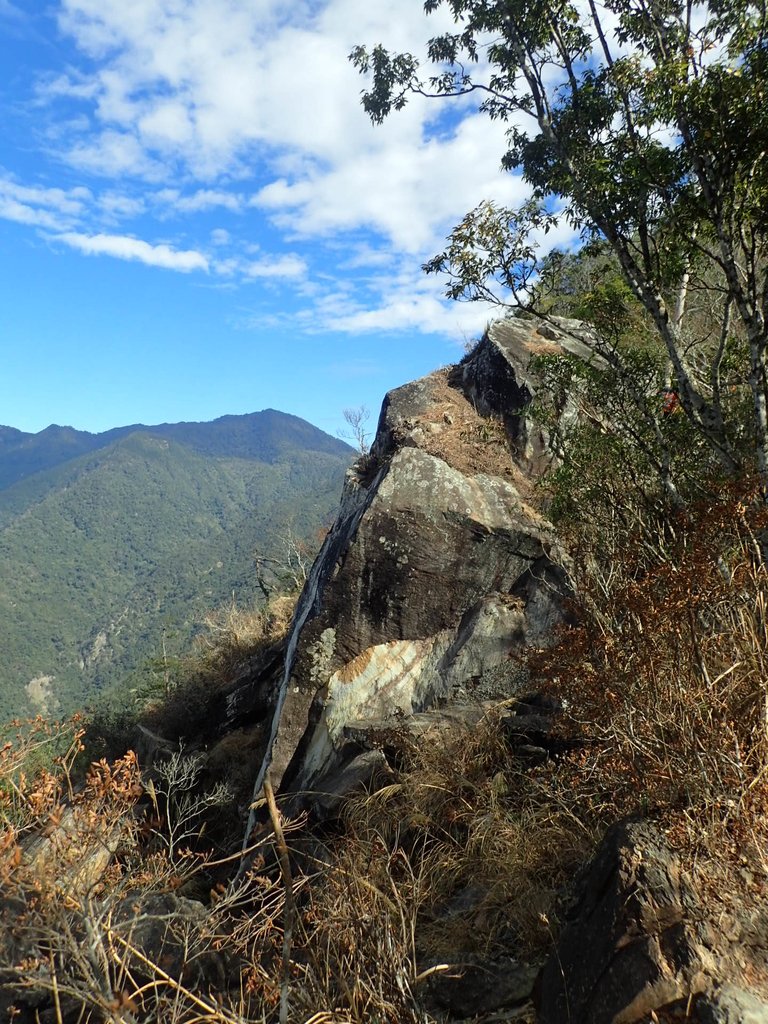 PC282581.JPG - 谷關七雄之  東卯山