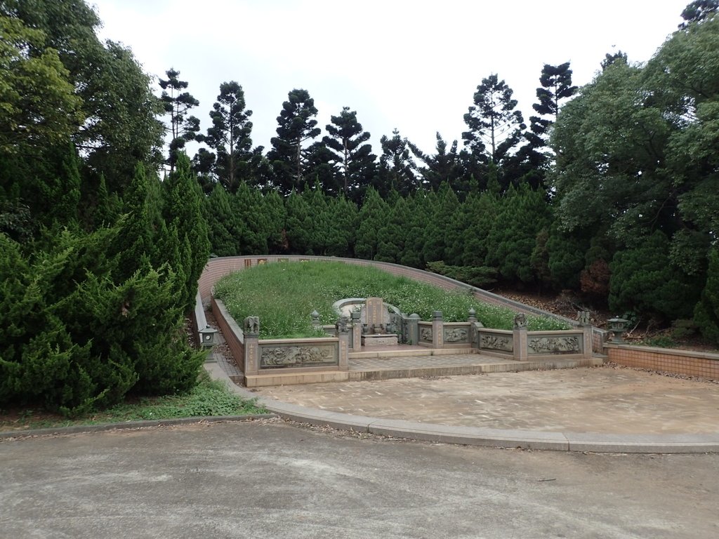 PB125891.JPG - 平鎮  東勢  葉媽姚婆太墓園