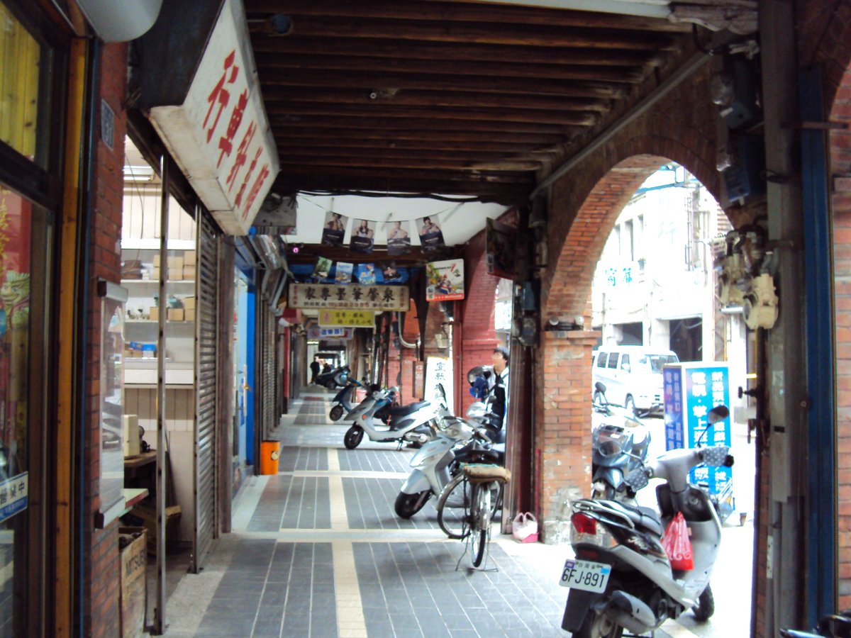 DSC01477.JPG - 新竹  東門街屋風情(上)