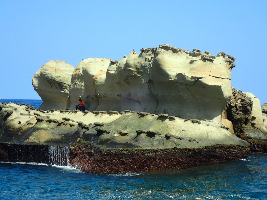 PA104872.JPG - 東北角海岸岩石之美  (01)