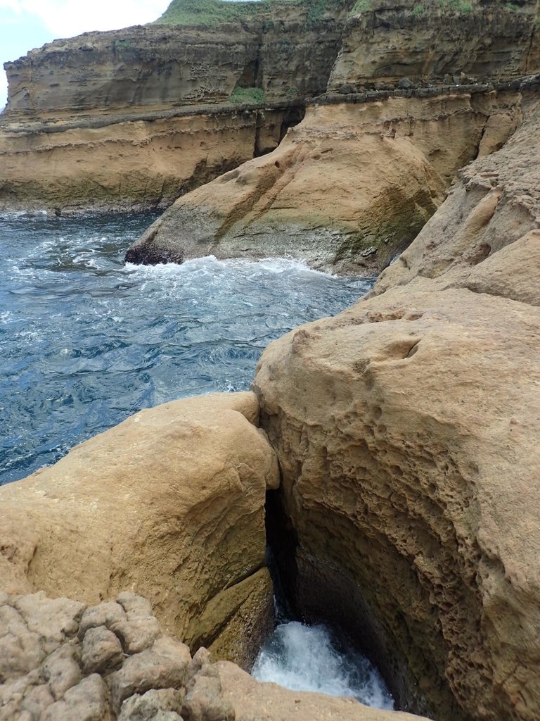 P8317655.JPG - 瑞芳  金石園  海岸岩石之美