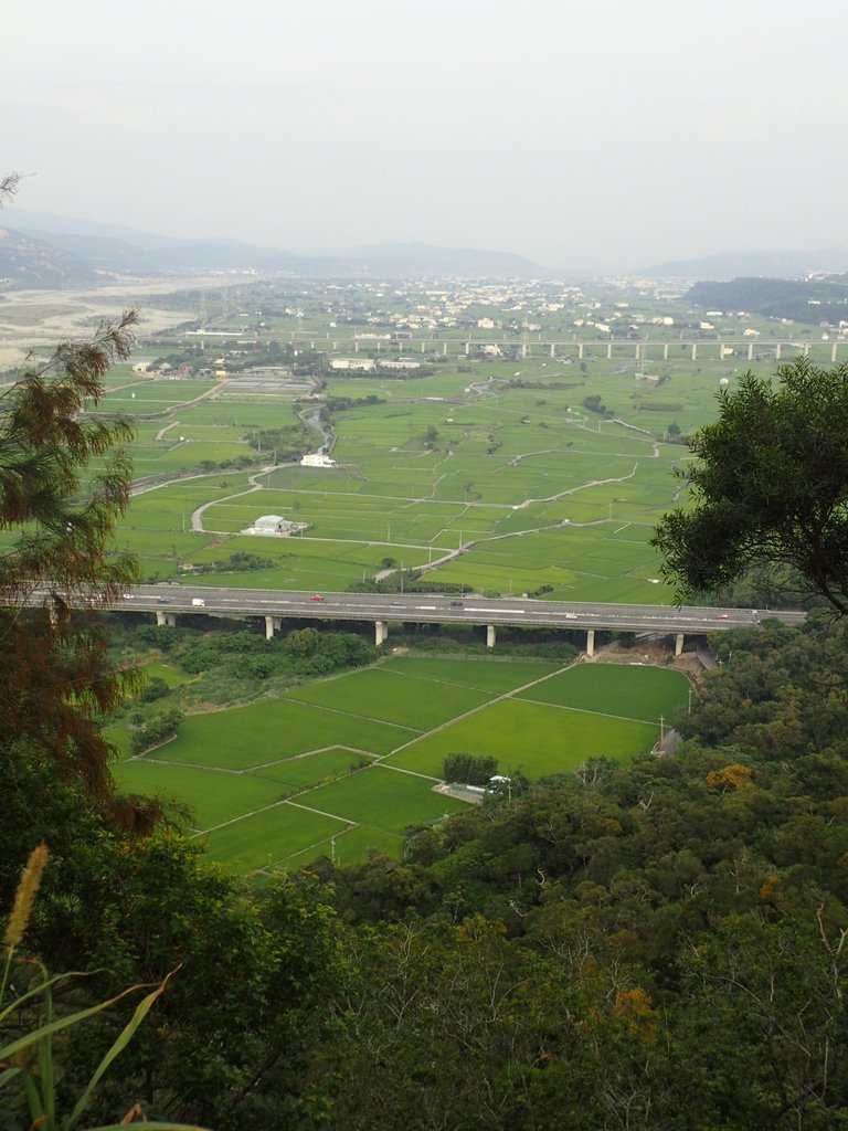 P4272197.JPG - 小百岳之---  大甲  鐵砧山