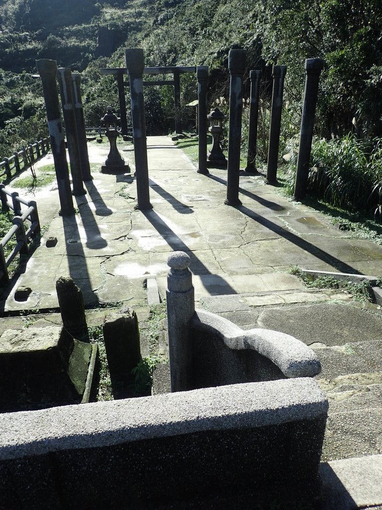 P1102245.JPG - 本山五坑  黃金神社