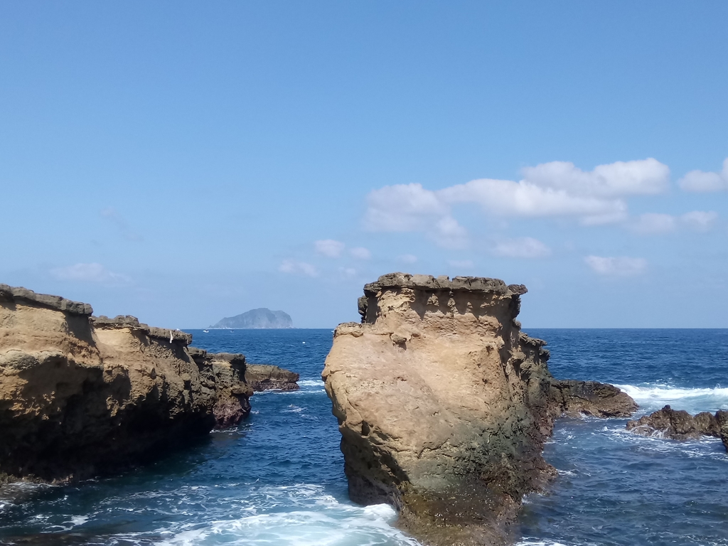 DSC_2243.JPG - 東北角海岸岩石之美  (02)