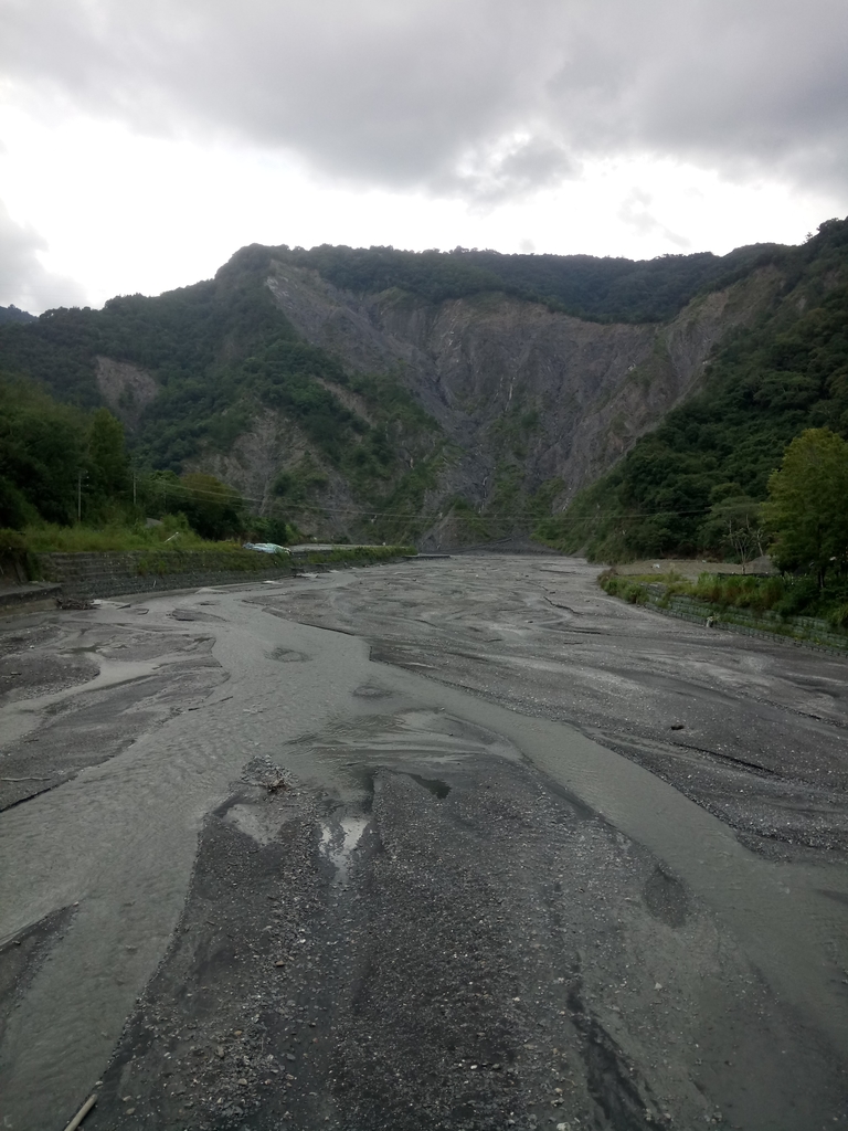 DSC_8064.JPG - 濁水溪的上游  曲冰