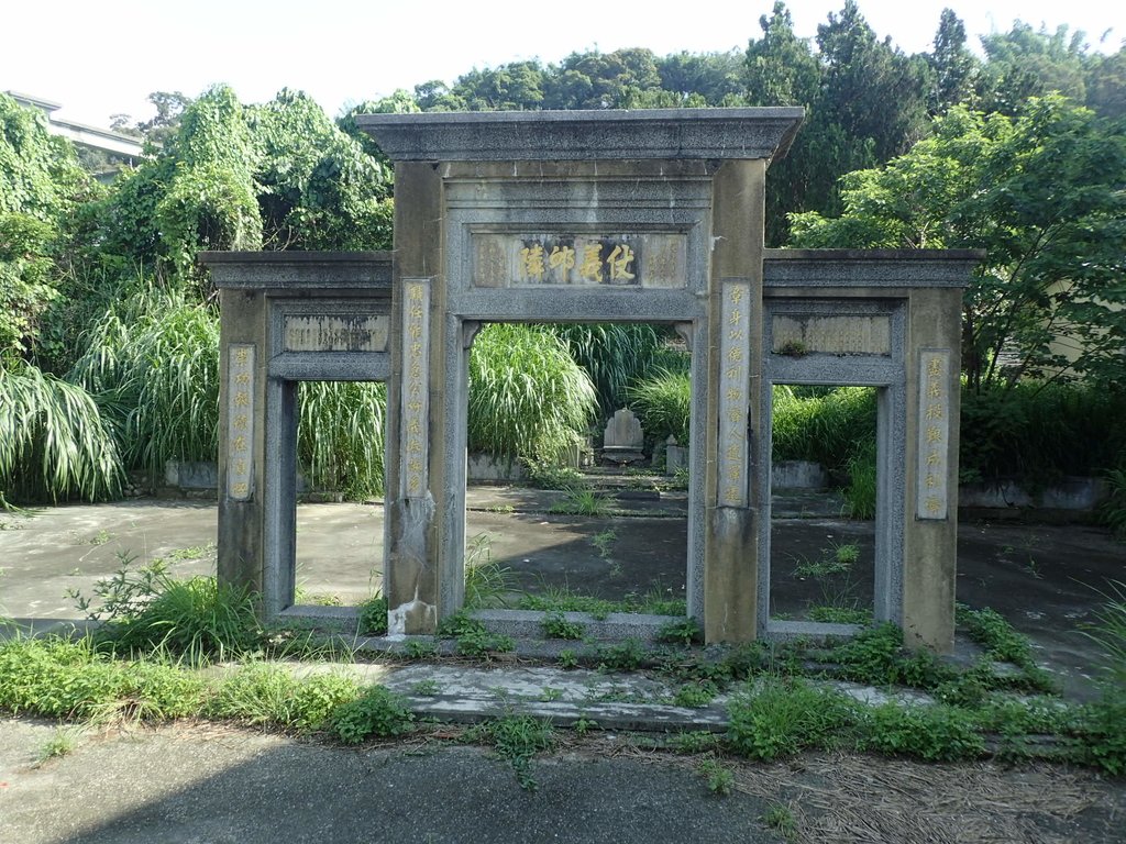 P5117285.JPG - 石岡  土牛  劉章職墓