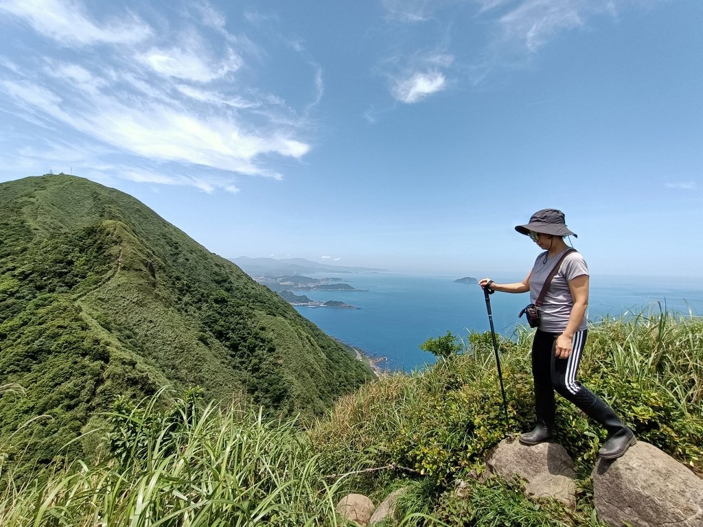 IMG20210430112406.jpg - 瑞芳  雞籠山東峰  (雷霆峰)