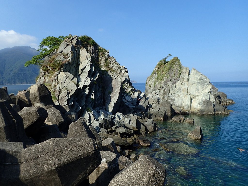 P8141063.JPG - 東澳  粉鳥林漁港  神秘海灘