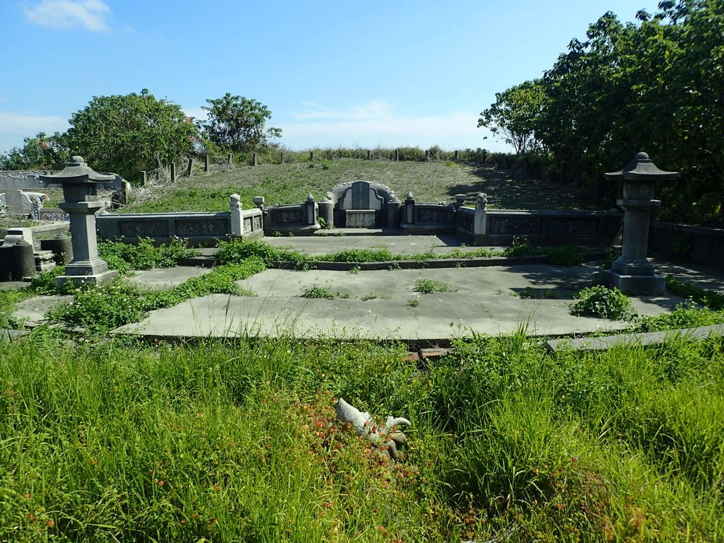 P5072661.JPG - 元長  龍岩厝  吳新丁墓園