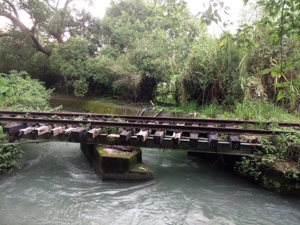 DSC_9703.JPG - 舊山線鐵道  后里圳磚橋