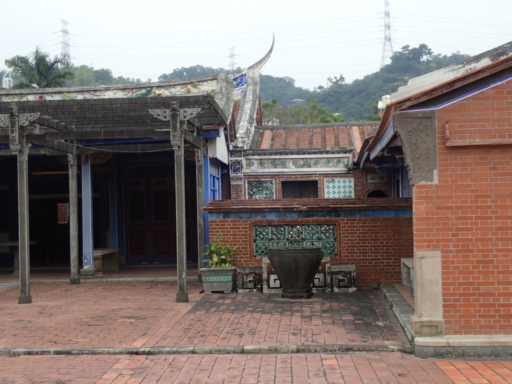 P1018504.JPG - 霧峰  頂厝之景薰樓