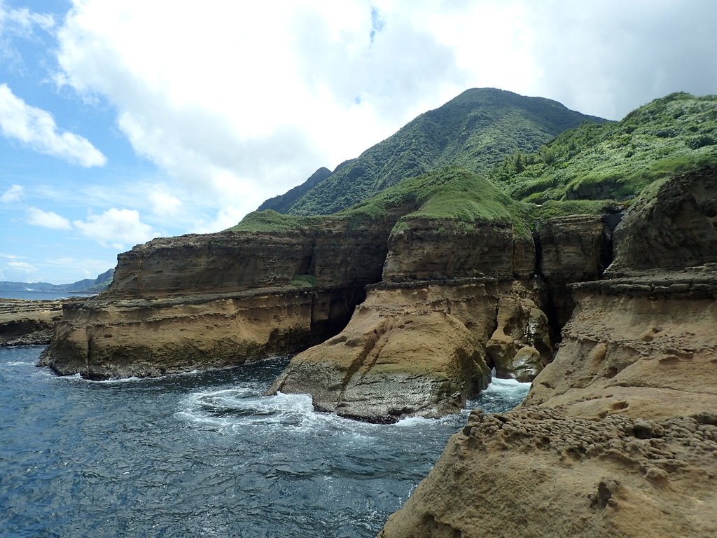 P8317649.JPG - 瑞芳  金石園  海岸岩石之美