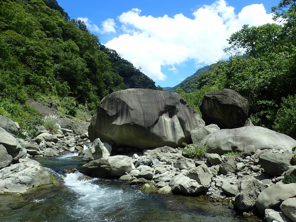 P8287330.JPG - 泰安  水雲瀑布  (未竟)