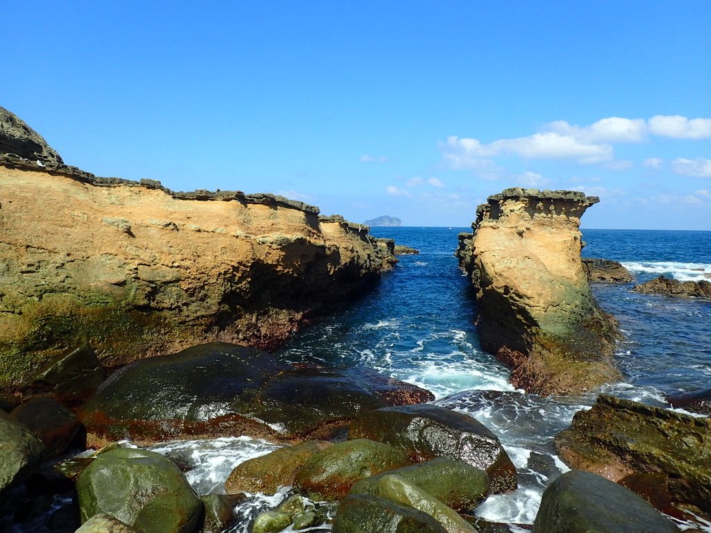 PA115015.JPG - 東北角海岸岩石之美  (02)