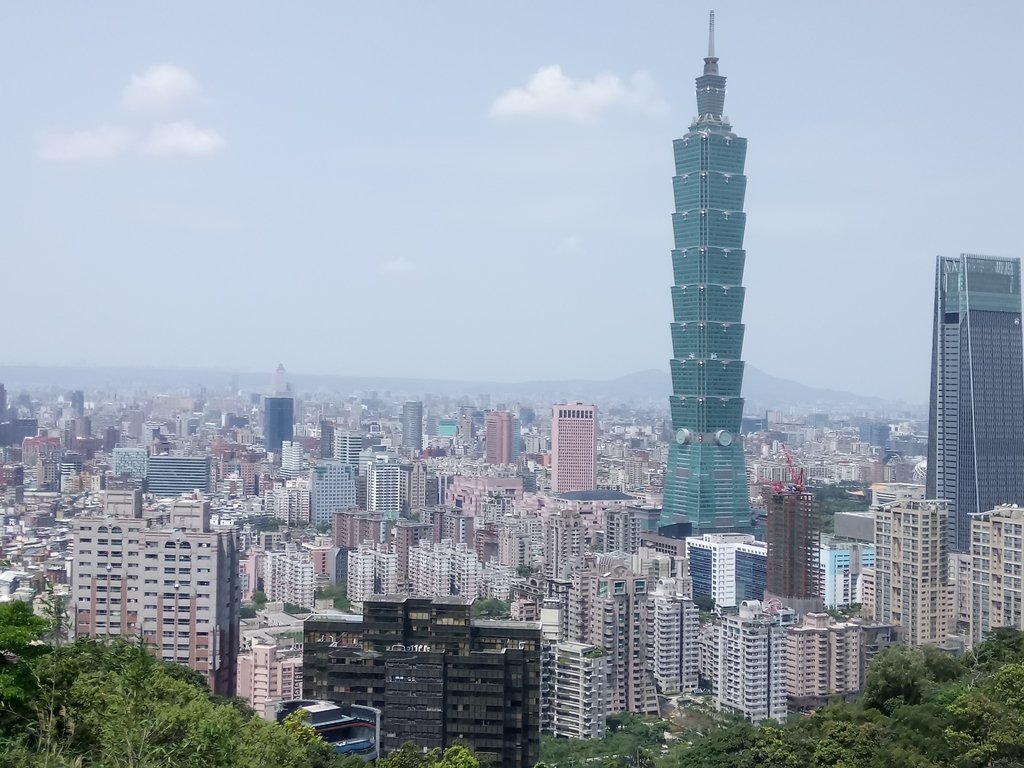 DSC_0599.JPG - 夏日  小登象山