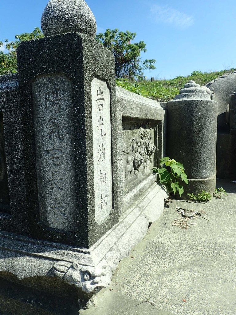 P5072692.JPG - 元長  龍岩厝  吳新丁墓園