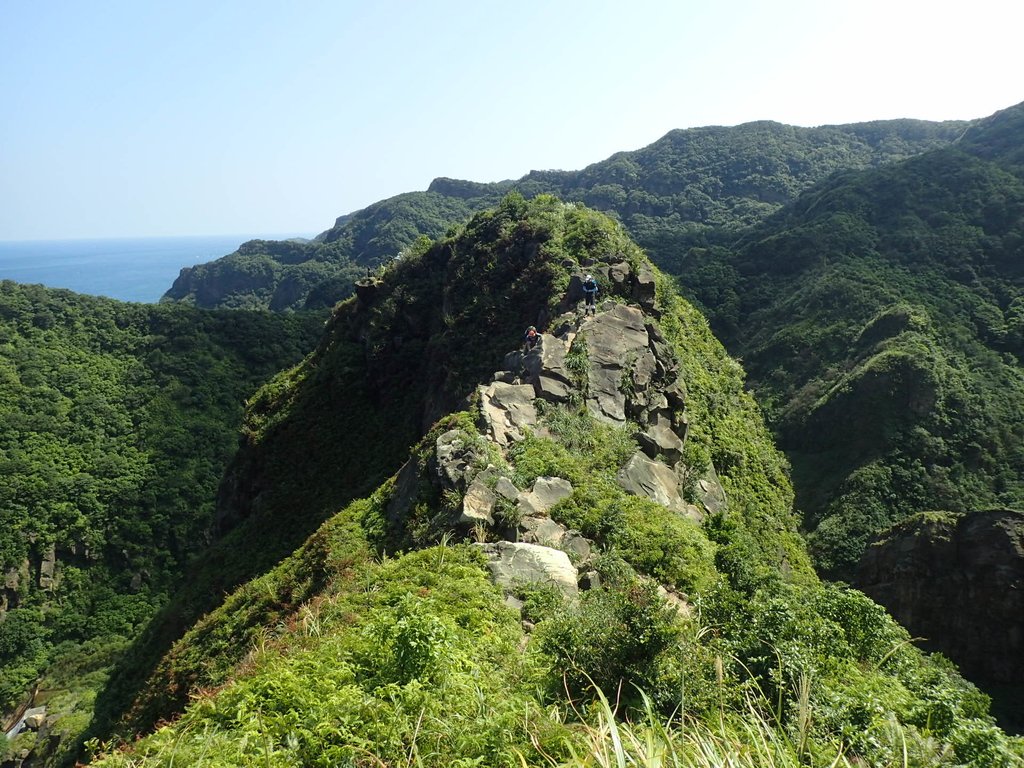 PA104844.JPG - 秋晴  南子吝山  登龍尾坪