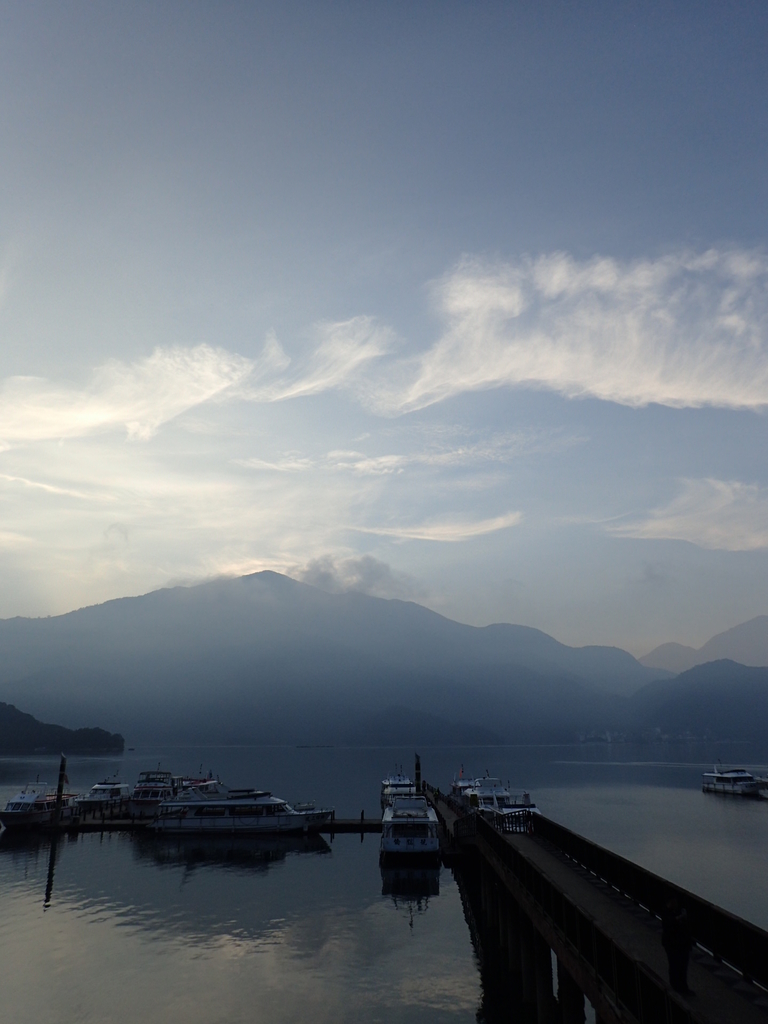 PA292303.JPG - 日月潭  朝霧碼頭  晨曦之美