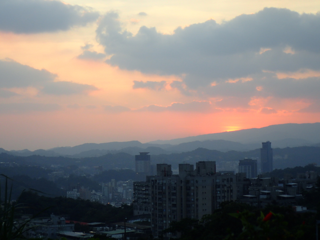 P9309318.JPG - 基隆  圓窗領夕照