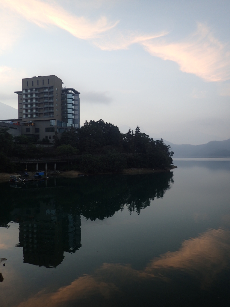 PA292269.JPG - 日月潭  朝霧碼頭  晨曦之美