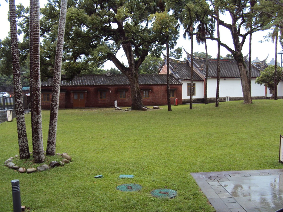 DSC02917.JPG - 大溪  齋明寺  新建齋堂