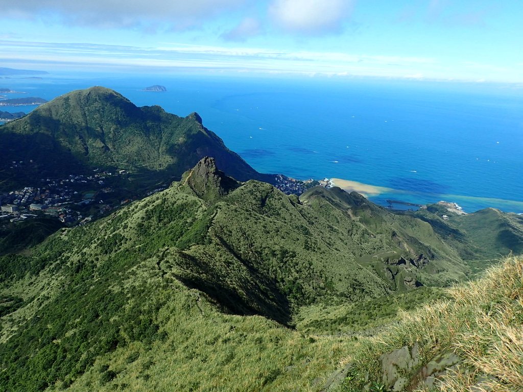 P1102343.JPG - 半坪山  無耳茶壺山