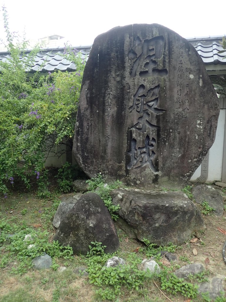 PA125207.JPG - 台中  日本人遺骨安置所