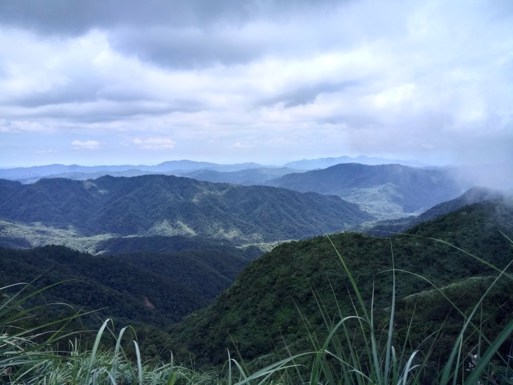 DSC_4614.JPG - 登  頭城  鶯子嶺山  (未竟)